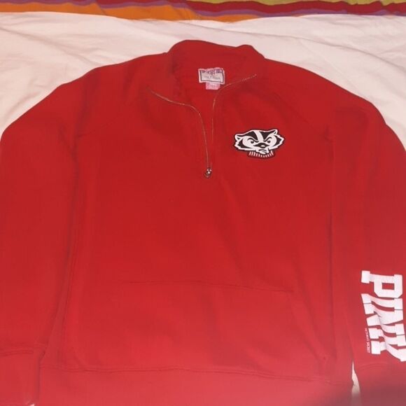 Victorias Secret Pink UW Wisconsin Badgers 1/4 Zip‎ - Picture 1 of 7